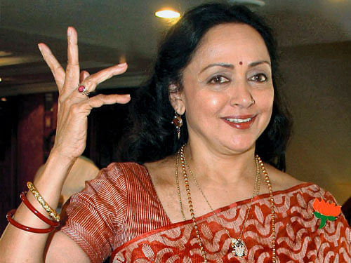 Actress-politician Hema Malini started filming for Ramesh Sippy s light-hearted comedy Shimla Mirchi  here Sunday. PTI file photo
