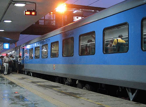 Passengers boarding the Shatabdi, Rajdhani and Duronto Express trains will soon get a wake up SMS from the railways with information on their timings and platform numbers, Railway Minister Sadananda Gowda announced here on Sunday. PTI photo
