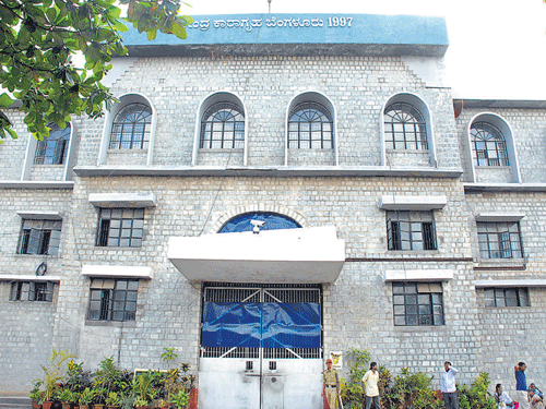 The Bangalore Central Prisons at Parappana Agrahara where Jayalalitha has been lodged since September 27. DH photo