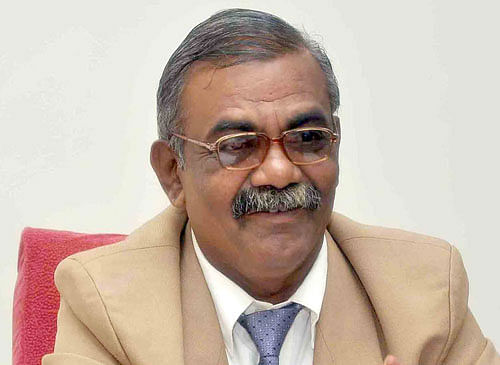 The Karnatak University registrar (administration) on Thursday lodged a complaint with the Lokayukta police against Vice-Chancellor H B Walikar, in connection with alleged abuse of power and criminal breach of trust. DH file photo