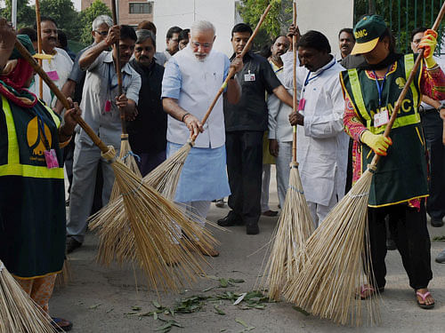 On the face of it, Prime Minister Narendra Modis Clean India campaign to improve public sanitation in rural and urban areas may appear to be devoid of any political objective. PTI file photo