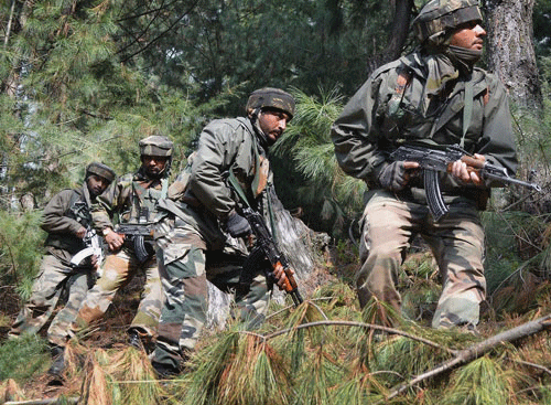 Defence spokesman Lt Col Manish Mehta said Pakistani troops resorted to unprovoked and heavy firing on Indian forward posts along LoC in Balnoie sub-sector of Poonch around 8.00 am. / PTI file photo