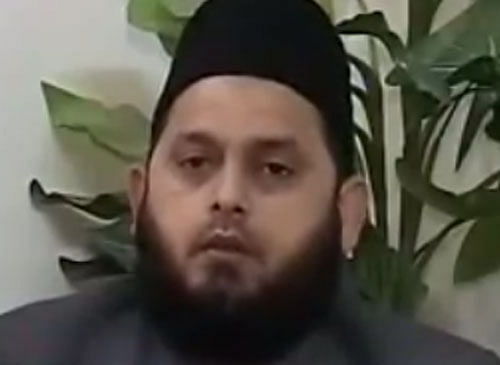 People in India should boycott Chinese products to protest the border intrusion incidents and save the domestic cottage industries, prominent Muslim cleric Maulana Khalid Rasheed Farangi Mahali today said. Courtesy: Screengrab