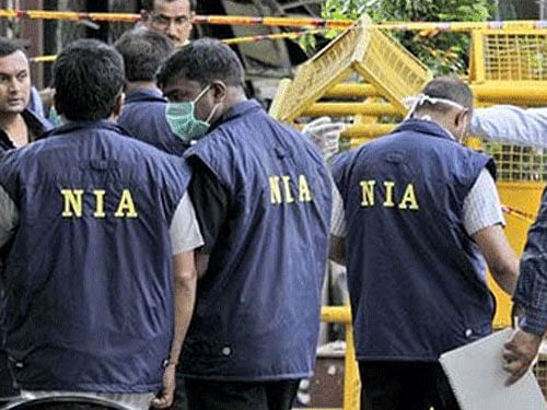 The Centre today decided to hand over to NIA the probe into the bomb blast in Burdwan in West Bengal in which the role of terror groups is suspected, a decision which the Trinamool Congress government said was taken suo motu.
