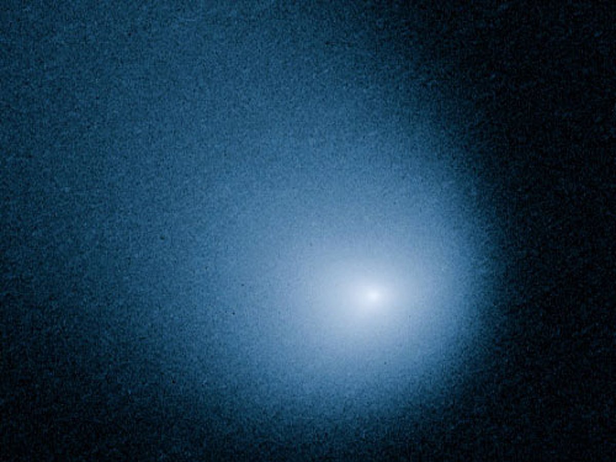 Spring Comets Comet Siding Spring whizzes past Mars
