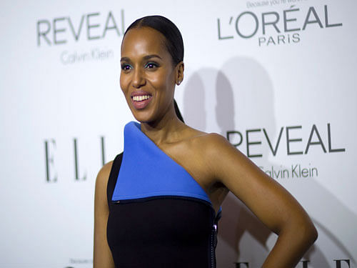 Actress Kerry Washington hates shooting intimate scenes for Scandal because she feels awkward...