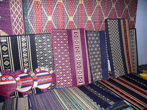 Rural art : An array of beautifully crafted 'pattu paays' on display (Photo by author