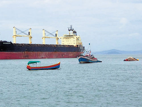 A ship fromJordan transporting rock phosphate arrives at the Karwar port on Monday. DH PHOTO