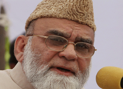 The Shahi Imam of Delhis Jama Masjid, Syed Ahmed Bukhari Thursday said he has not invited Prime Minister Narendra Modi for his son's anointment as the next chief cleric. PTI file photo