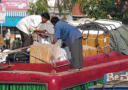 unabated: The Transport department has checked 82,000 vehicles, seized 820 and  penalised 500 for violating norms on carrying load. DH file PHOTO
