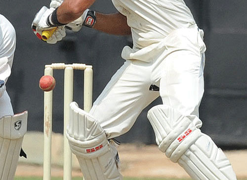 A strong opening partnership by Faiz Fazal and Jalaj Saxena helped Central Zone to take a 111-run lead in the second innings against South Zone, who were bowled out for 379 on the third day of the final Duleep Trophy cricket match at the Ferozeshah Kotla here Friday. DH file  photo for representational purpose only