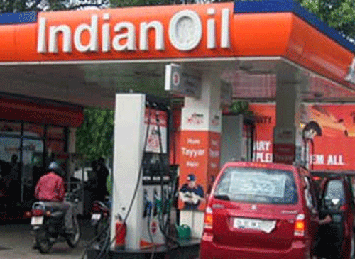 Losses on sale of subsidised fuel have risen by 35 per cent to Rs 188 crore per day even though oil firms have been losing less per unit on LPG and kerosene because of fall in international oil rates. AP file photo
