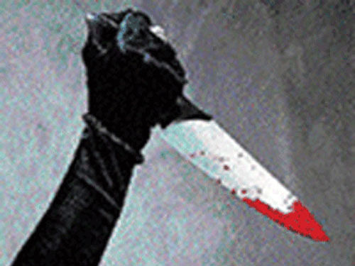 Police have arrested a 24-year-old man on the suspicion that he murdered his friend and fled with his valuables near Bommavaram Road under Devanahalli police station limits on the night of October 31.  DH illustration