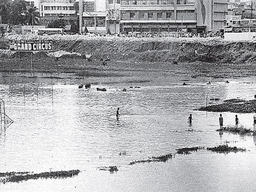 Dharmambudhi lake in 1975. DH photo archives