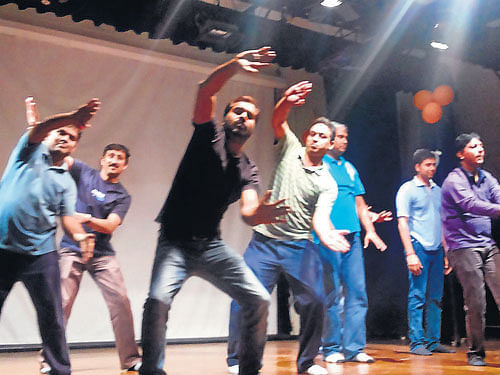 Amateur artistes performing at various venues in the City