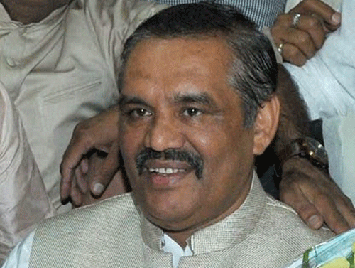 Contrary to the stand of BJP top leadership over the issue of dynastic politics, Union Minister Vijay Sampla today said he was not averse to it. PTI file photo