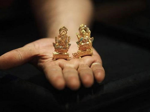 Indian appetite for gold jumped by more than a third in the last quarter, in sharp contrast to the rest of the world, boosted by jewellery demand for the wedding season, an industry body said on Thursday. Reuters file photo