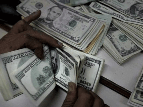 India's foreign exchange reserves fell by $778.4 million to $315.13 billion for the week ended Nov 7, Reserve Bank of India (RBI) data showed. PTI file photo