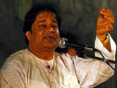 Anup Jalota's ailing wife Medha died in the US Monday due to a liver failure following a second heart and first kidney transplant, the Bhajan singer's official spokesperson confirmed. She was 59. DH File Photo