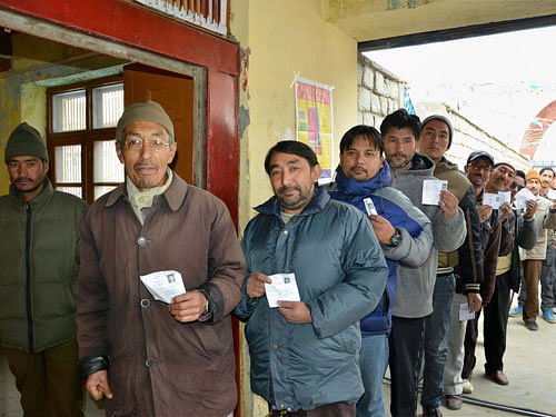 A strong and decisive government seems to be the motivation behind the high voter turnout in the first phase of Jammu and Kashmir Assembly elections held in 15 constituencies today. PTI photo