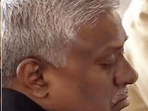 CBI Director Ranjit Sinha was on Sunday seen nodding off during Prime Minister Narendra Modi's speech on the need for 'smart policing' at a meeting of top police officers here. PTI photo