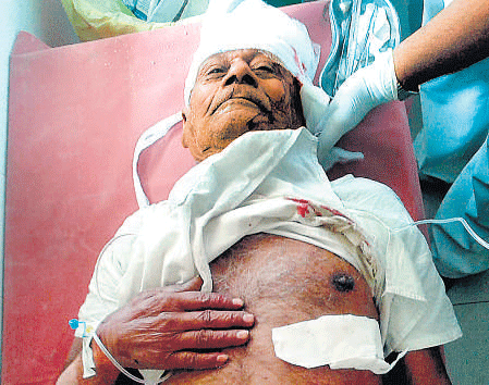 The injured Kalleshappa.