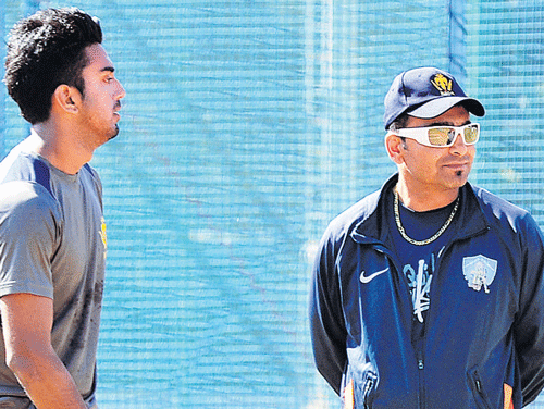 able guide: Karnataka coach J Arun Kumar (right) is confident that they have enough bench strength to tide over  the absence of KL&#8200;Rahul, away on national duty. dh photo