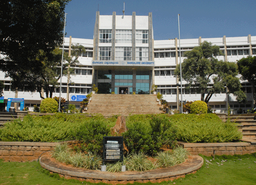 Left in the lurch by its affiliated colleges every semester during exam revaluation, Bangalore University on Friday announced that affiliation teams would not be sent to colleges that do not send their lecturers for valuation work.DH File Photo