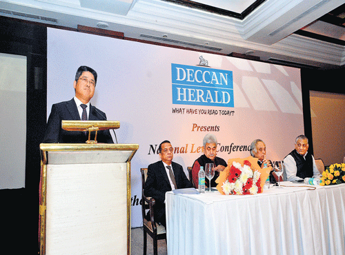 ChineseAmbassador Le Yucheng speaking at the Deccan Herald National Conference in NewDelhi on December 13. Also seen (L to R) are:KNTilak Kumar, Editor, Deccan Herald, Minister of Statefor RailwaysManoj Sinha, Congress leader JairamRamesh and Minister of State for External Affairs GenVKSingh. DH Photo.