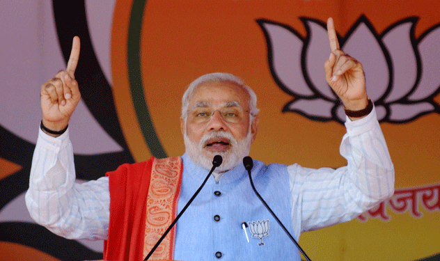Sharpening his attack on the ruling coalition in Jammu and Kashmir, Prime Minister Narendra Modi today described dynastic politics as a "termite", Photo:PTI