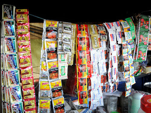 Stringent state-level laws banning gutka have a positive impact as reduced product availability has resulted in decreased consumption of gutka, according to World Health Organisation (WHO). DH file photo