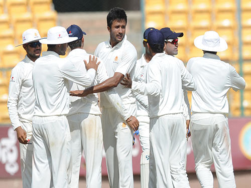 With three wins in a row, title holders Karnataka would be looking to ride the success wave when they take on Jammu and Kashmir in a Group A league match of the Ranji Trophy cricket tournament starting here Monday. DH file photo