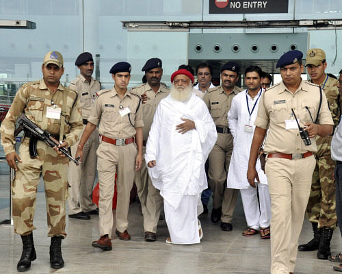 Indian controversial spiritual guru Asaram Bapu. His witness was killed on Sunday. Photo: AP (File)