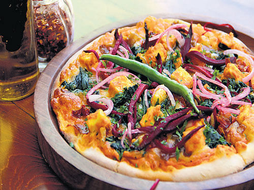 Flavourful: Desi Pizza