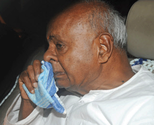 JD(S) national president H D Deve Gowda on Sunday announced his decision to retire from electoral politics after formally introducing  his grandson Prajwal Revanna (in pic) into politics.DH File Photo