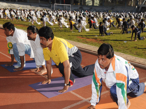 Rajasthan's BJP government has directed all state-run and private schools to introduce 'Surya Namaskar' and yoga in morning assemblies for secondary and senior secondary classes. DH file photo