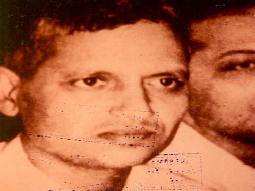 A 45-year-old contractor was today arrested for allegedly putting up a plaque naming a newly-constructed flyover after Mahatma Gandhi's assassin Nathuram Godse in Alwar city of Rajasthan. Dh File Photo.