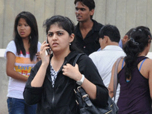 Auction of telecom spectrum due March 4 may burn a hole in the pockets of the operators and may increase call and data charges, experts have opined.DH File photo for representation purpose only