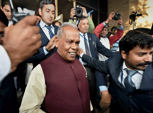 Bihar Chief Minister Jitan Ram Manjhi's loyalist JD-U MLA Rajeshwar Raj Monday petitioned the Patna High Court against party president Sharad Yadav who, he contended, illegally summoned a legislature party meeting which Saturday elected Nitish Kumar as its new leader. AP file photo