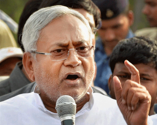 Nitish Kumar escalated the stand- off in the ruling JD (U) in Bihar by threatening to take the battle to the President.PTI File Photo