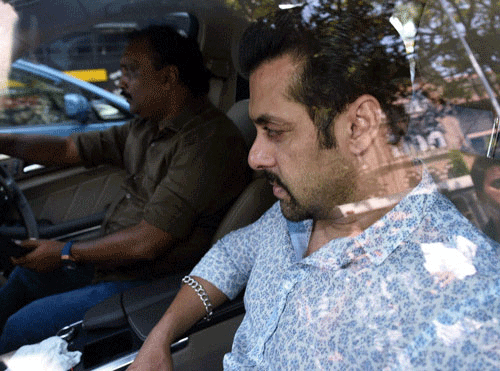 In his deposition before the sessions court which is conducting the trial of the 2002 hit-and-run case allegedly involving Bollywood superstar Salman Khan, a police constable today contradicted his own statement recorded before the magistrate.PTI File Photo.
