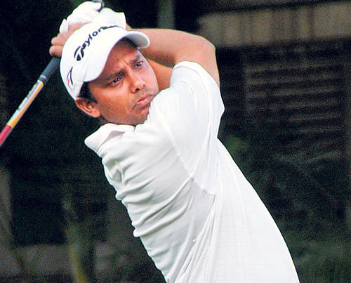 SSP Chawrasia and Siddikur Rahman are players of contrasting demeanours bounded by an unrelenting desire to win. Over the years, the two have mastered the contours of the Delhi Golf Club, often finding the other for company during the final moments of a contest. It was no different during the ongoing USD 1.5 million Hero Indian Open.