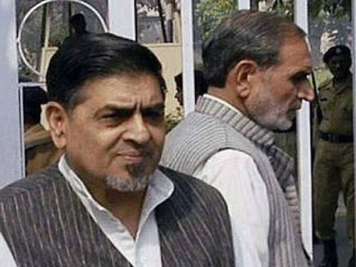 Congress leader Jagdish Tytler was today put on trial by a Delhi court which framed defamation charge against him on a complaint filed by a senior advocate representing the victims in the 1984 anti-Sikh riot cases.PTI File photo