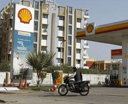 Global energy giant Shell today announced setting up of a global information technology centre at Bengaluru to provide IT support to all its business verticals. Reuters file photo