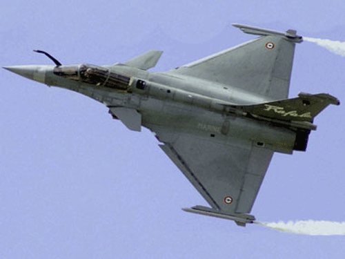 India is now exploring as an alternative the stealth fifth-generation fighter aircraft (FGFA) from Russia as negotiations on Rafale fighter jet deal have run into rough weather recently, leading to delay in finalisation of the contract for supply of 126 fighter planes. PTI file photo