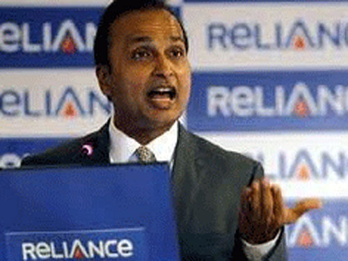 Preparing for its banking foray, Reliance Capital has completed sale of 2.77 per cent stake for Rs 371 crore to Japan's Sumitomo Mitsui Trust Bank. Reuters File Photo