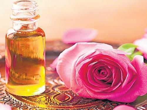Known for its exquisite aroma and effective content, rose assumes supreme significance among the many floral varieties. The flower is an integral part of legends, myths and numerous undeniable health-promoting properties. Here's looking at some of its goodness: