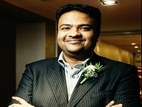 Recently, Wealth-X listed Indian businessman Arun Pudur as the world's 10th richest individual under 40; top on the list was Mark Zuckerberg of Facebook. Pudur, whose net worth is estimated at over $ 4 billion, is the CEO of Celframe, which makes the world's second most popular word processor after Microsoft.