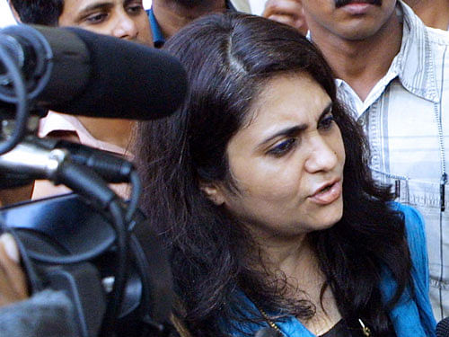 The Supreme Court today referred to a larger bench the petition filed by Teesta Setalvad and her husband seeking anticipatory bail in the case of alleged embezzlement of funds for a museum at Ahmedabad's Gulbarg Society that was devastated in the 2002 riots. PTI File photo