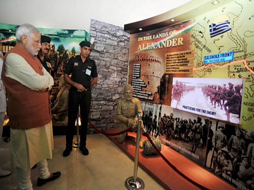 World War I era weapons, uniforms, communication equipment and scenes came to life here as the Indian Army marked the centenary of gallantry by Indian soldiers. Prime Minister Narendra Modi visits the commemorative exhibition on centenary of First World War, at Manekshaw Centre, in New Delhi. PTI photo